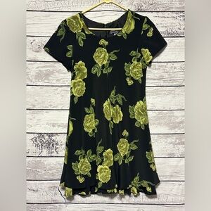 Hampton Dress Co Petite Black & Green Floral Dress Size 12